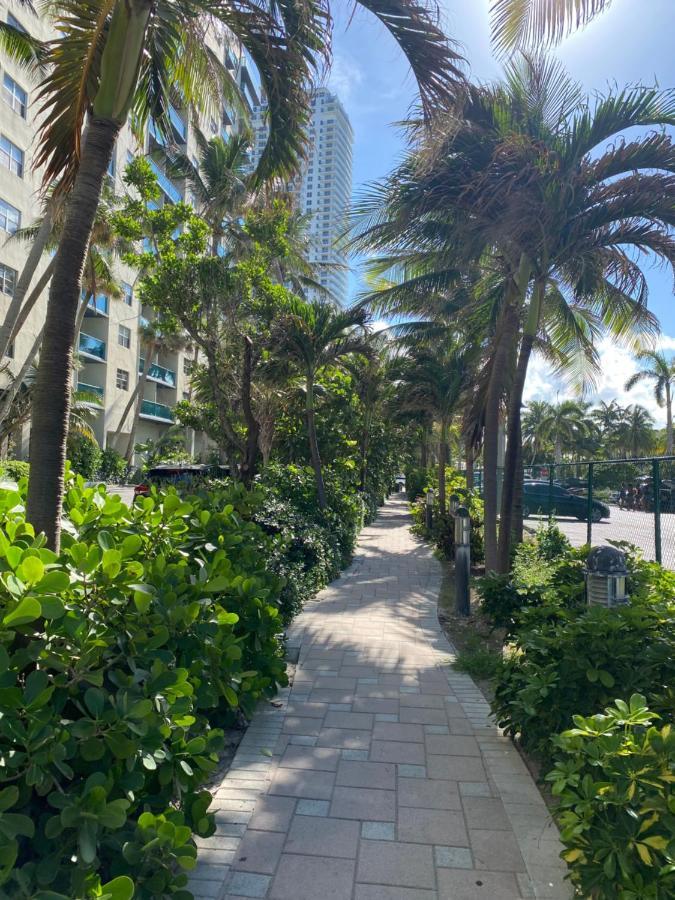 Beachwalk Studio Apmt 2 Beds, Amazing Views 2010B Hallandale Beach Exterior photo